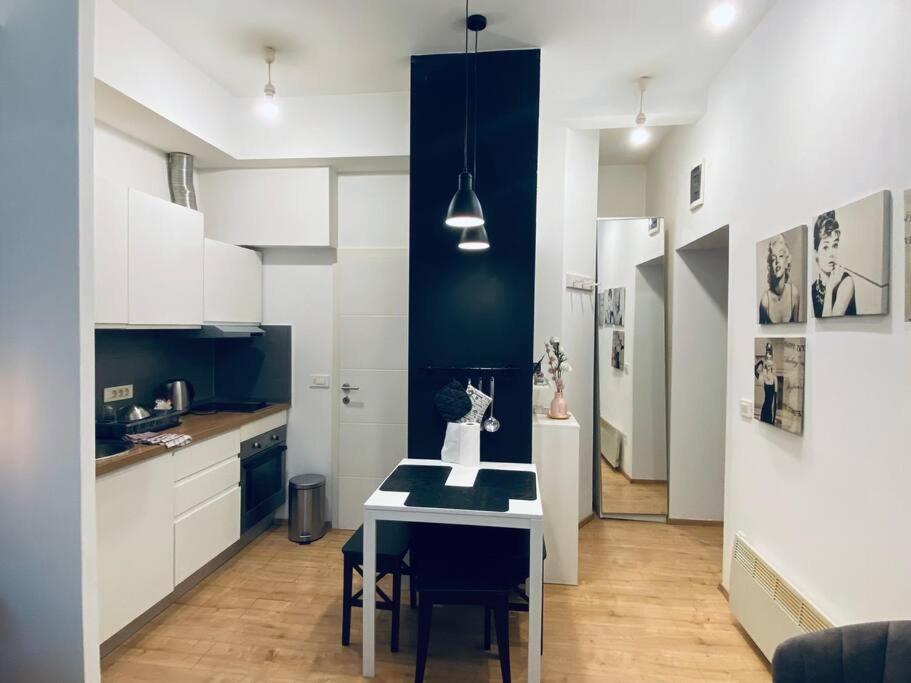 Studio M Apartment Загреб Екстериор снимка
